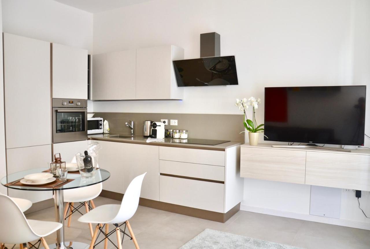 Flats4Rent Nikos Lägenhet Verona Exteriör bild